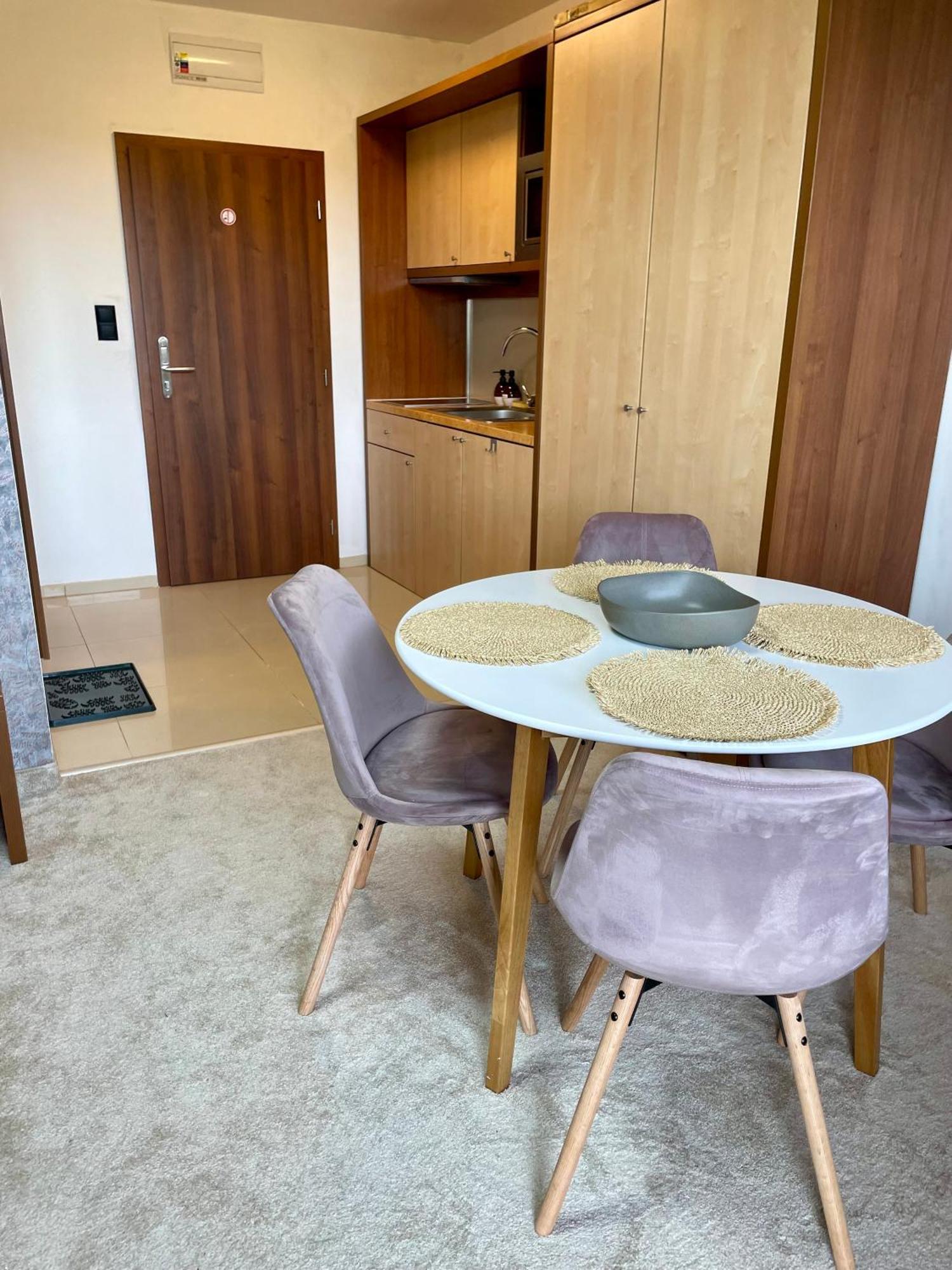 Apartment Jenny- Stunning View Of High Tatras Vel'ka Lomnica Exteriör bild
