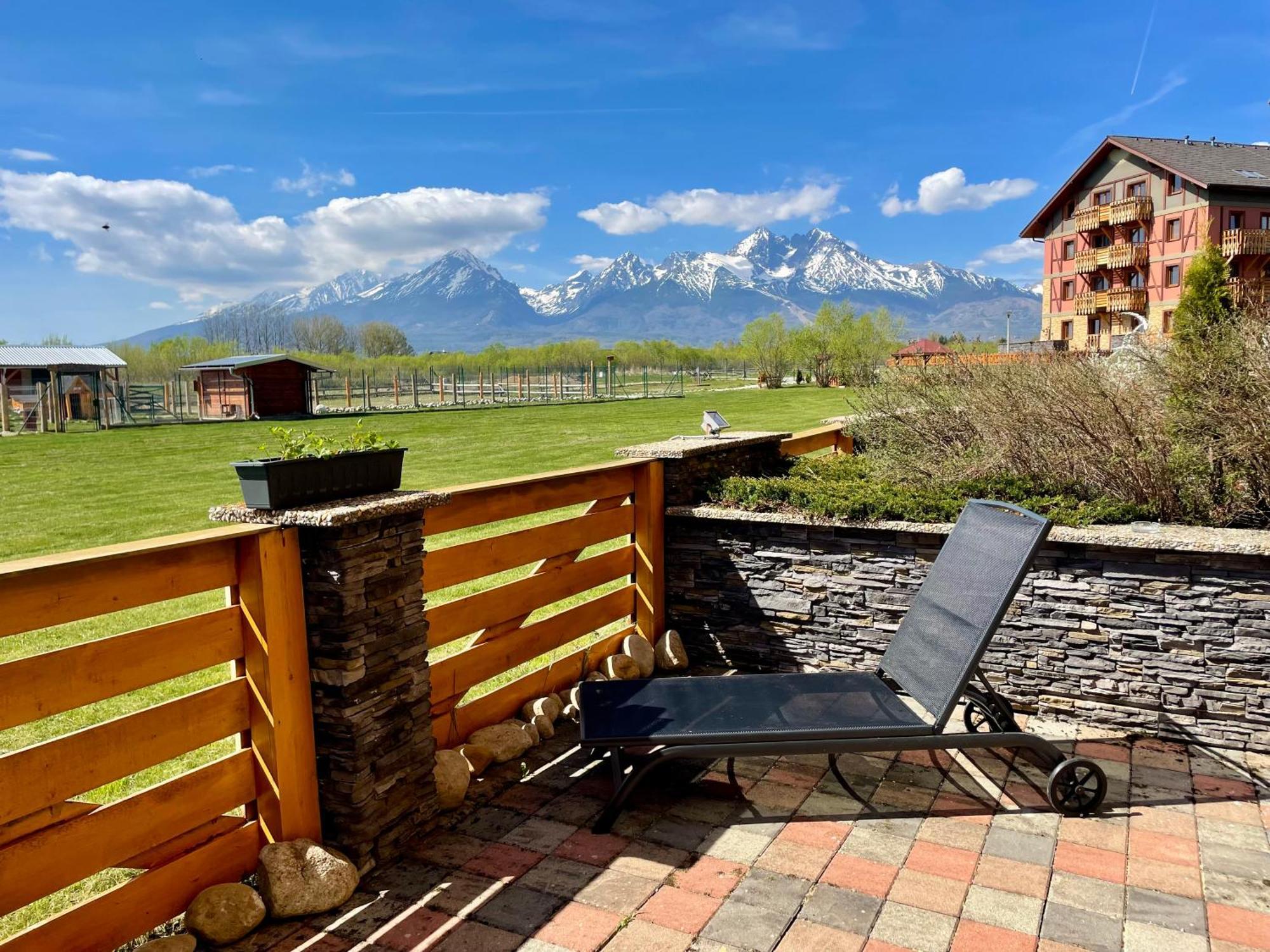 Apartment Jenny- Stunning View Of High Tatras Vel'ka Lomnica Exteriör bild